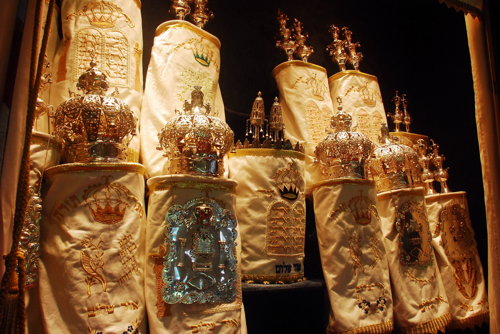 torahs